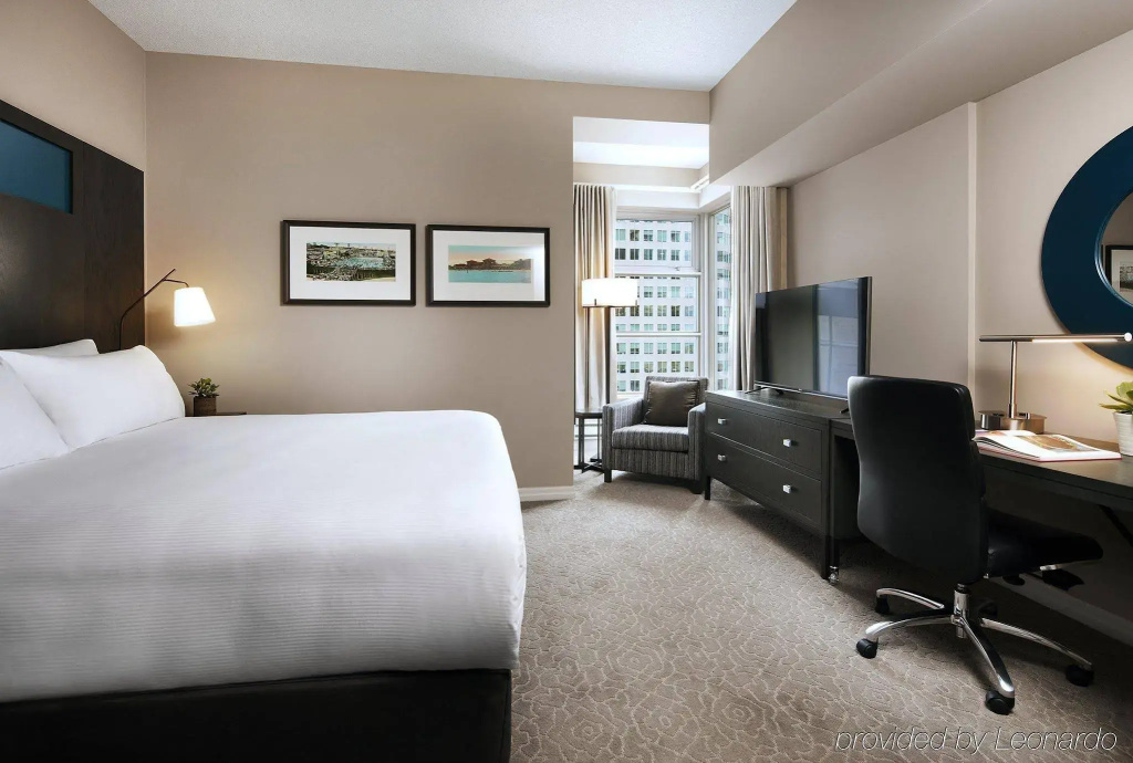 One King West Hotel & Residence - Général