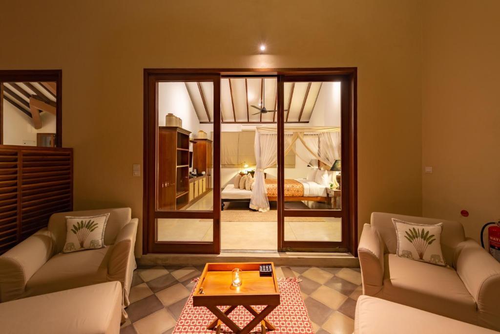 Taru Villas The Long House Taru Villas