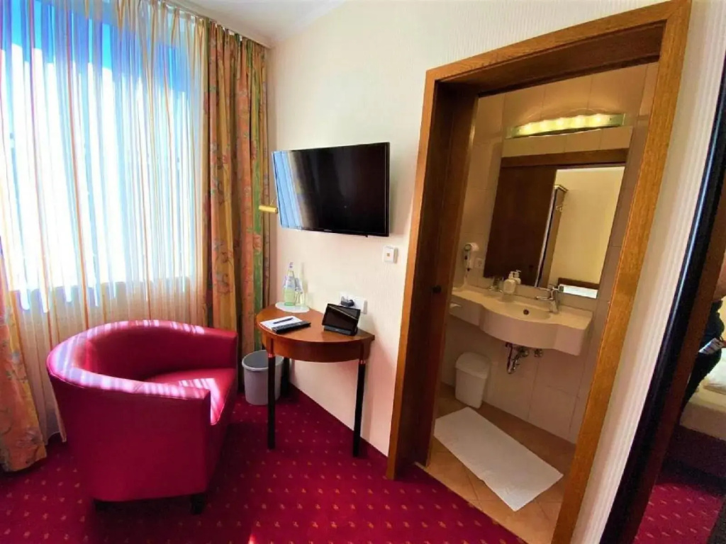 Hotel photo 8
