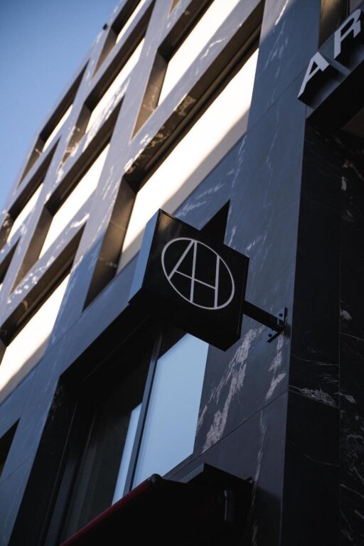 ART HOUSE Basel - Member of Design Hotels picture