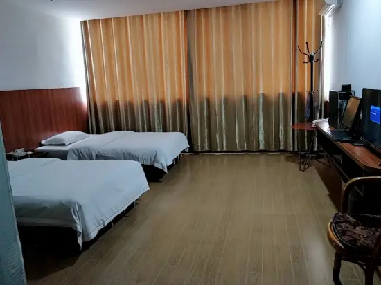 Economy Double room (full double bed)