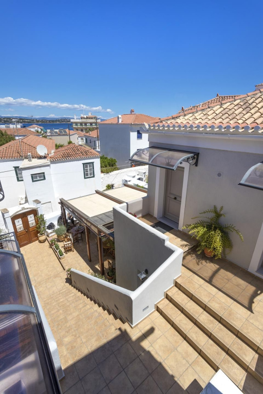 Niriides Guesthouse