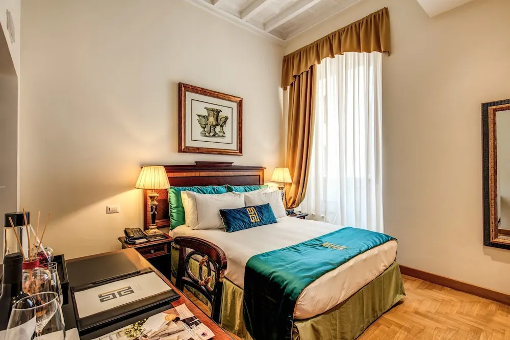 Superior Double Suite (full double bed)