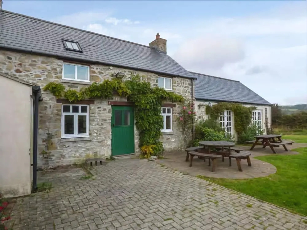 Отель Church Cottage в Scleddau