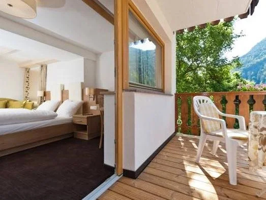 Balcony & Terrace