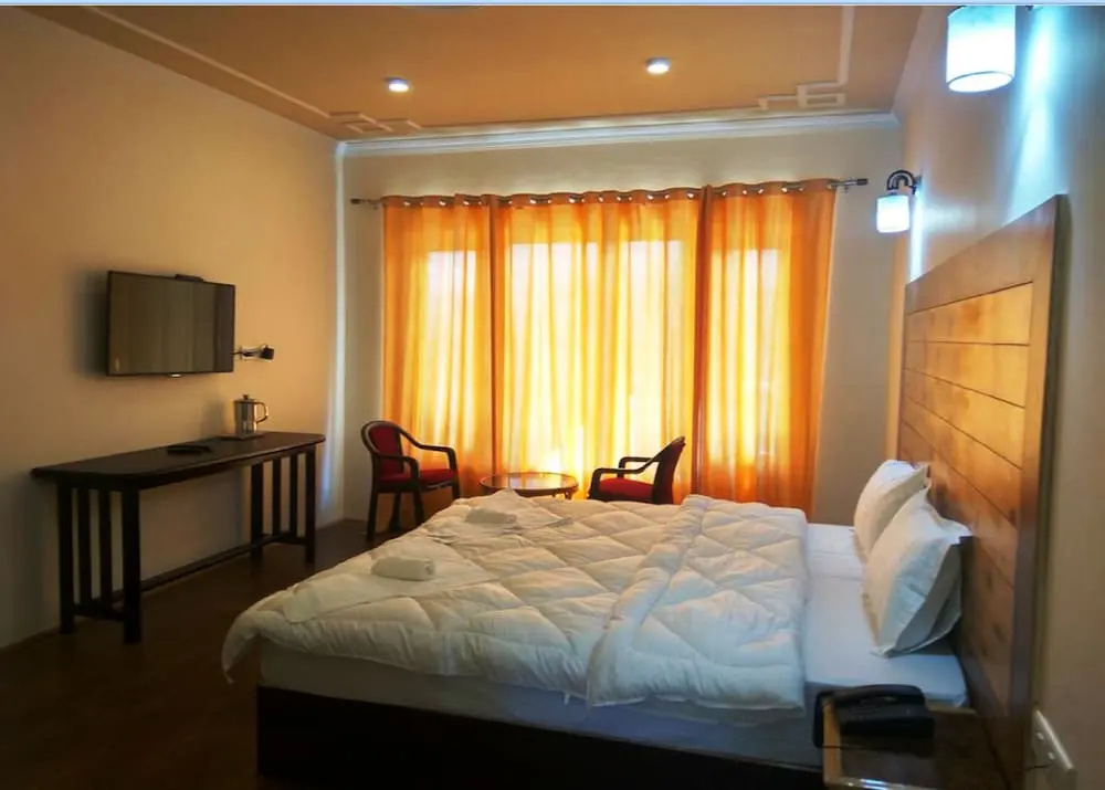 TIH Hotel Mahay Palace - Chambres