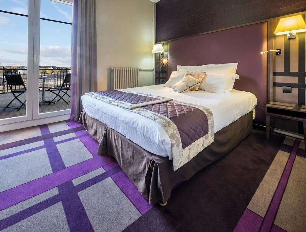 Superior Double room (full double bed)
