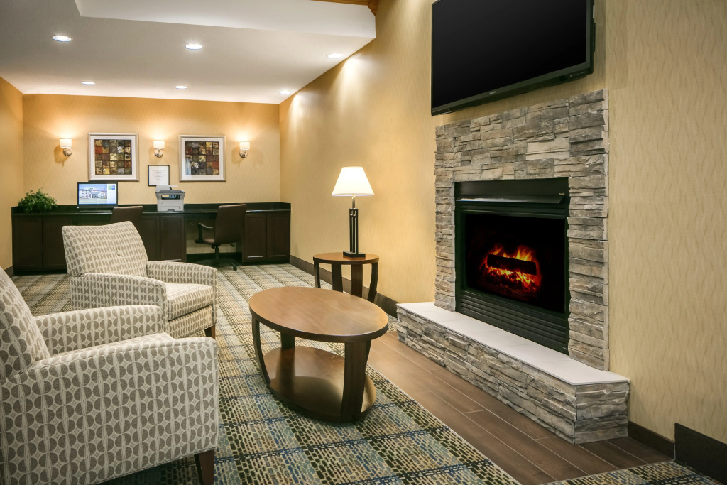 Lobby & Reception