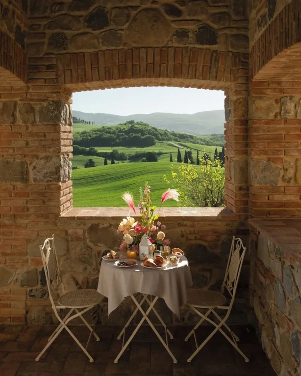 Family Suite with land view