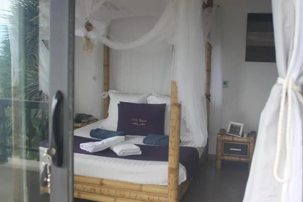 Standard Double room with balcony (full double bed)