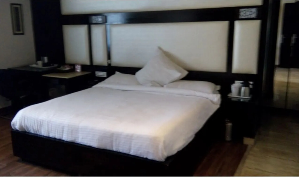 Lavish Inn - Chambres