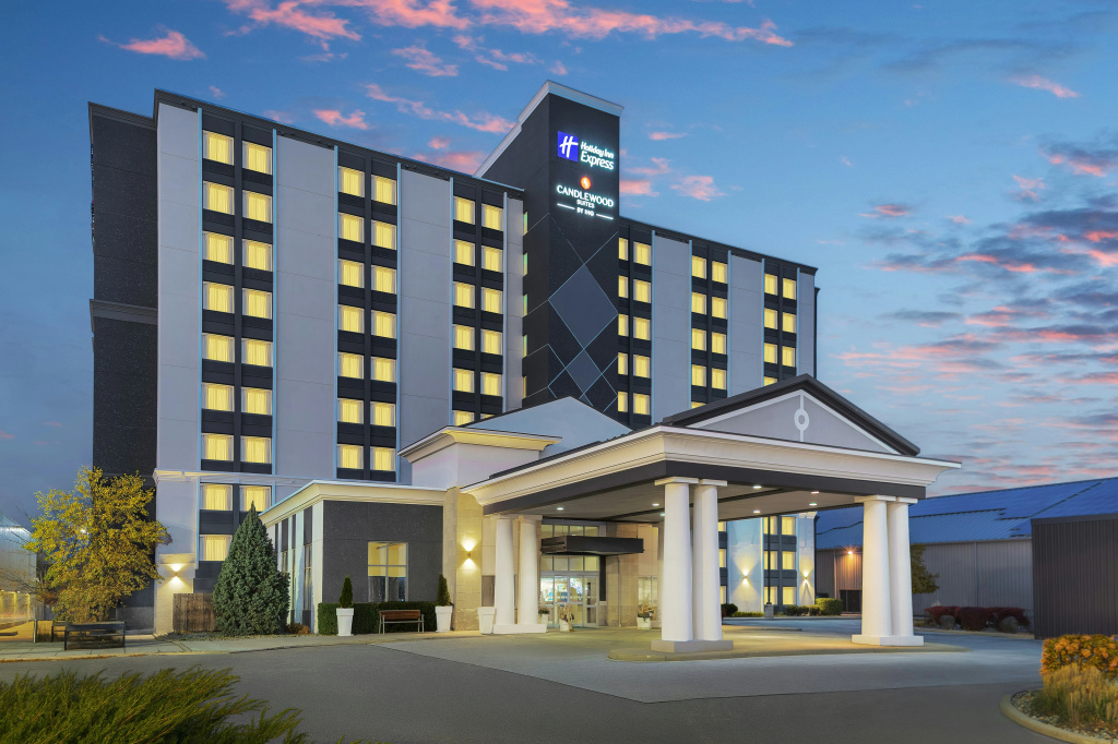 Holiday Inn Express & Suites Chatham South by IHG