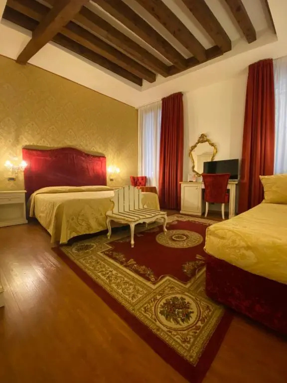 Standard Double Family room (full double bed)