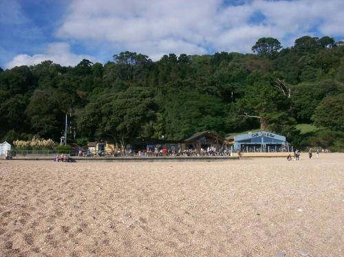 Beach & Waterfront