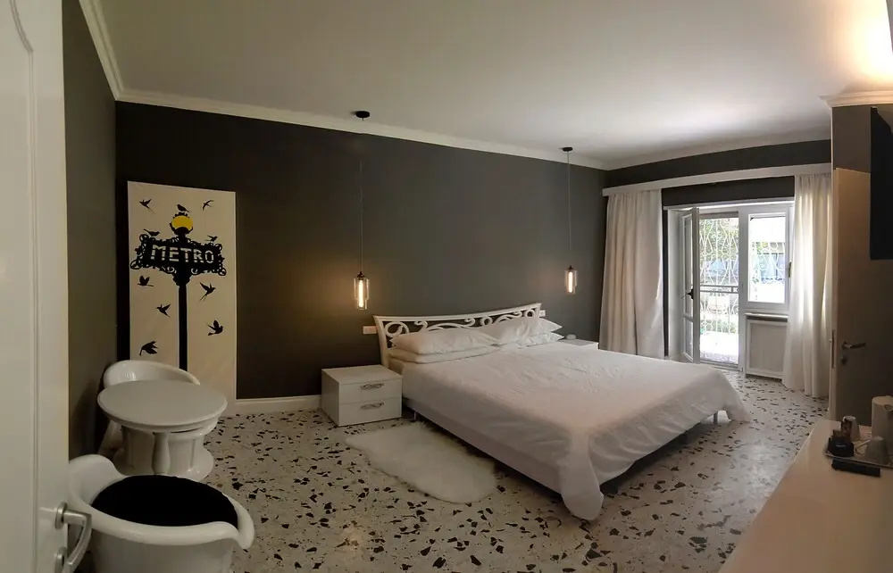 Bedroom