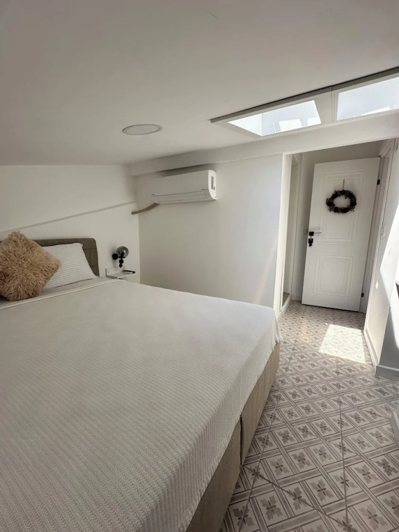 Economy Double room (full double bed)