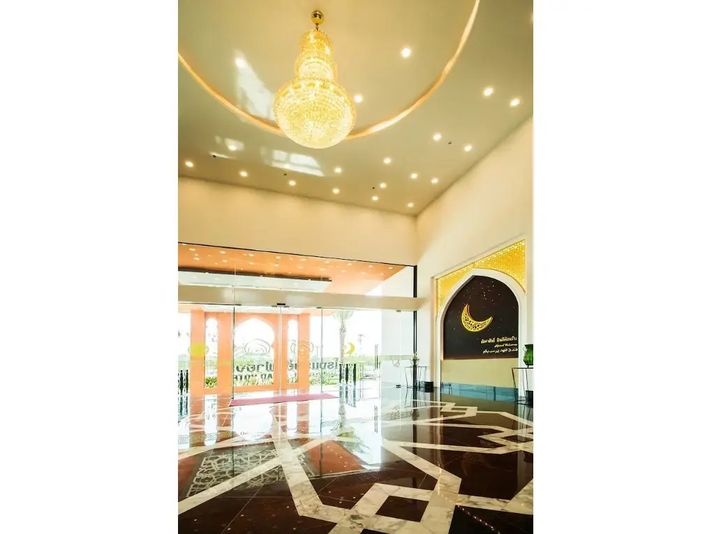 Lobby & Reception