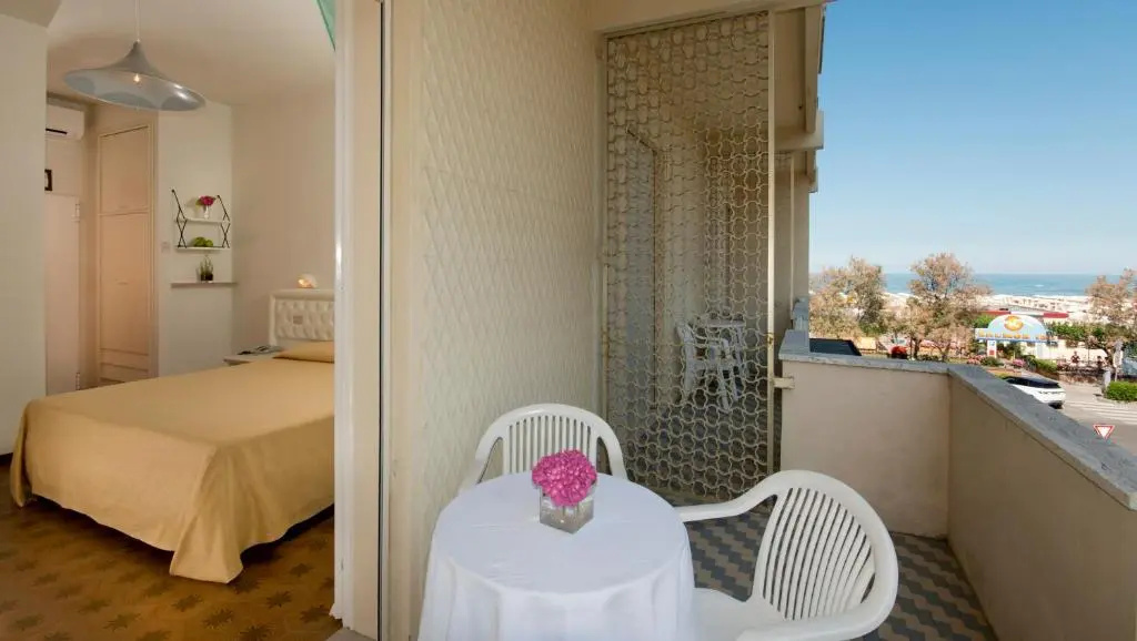 Hotel Diplomatic - Chambres