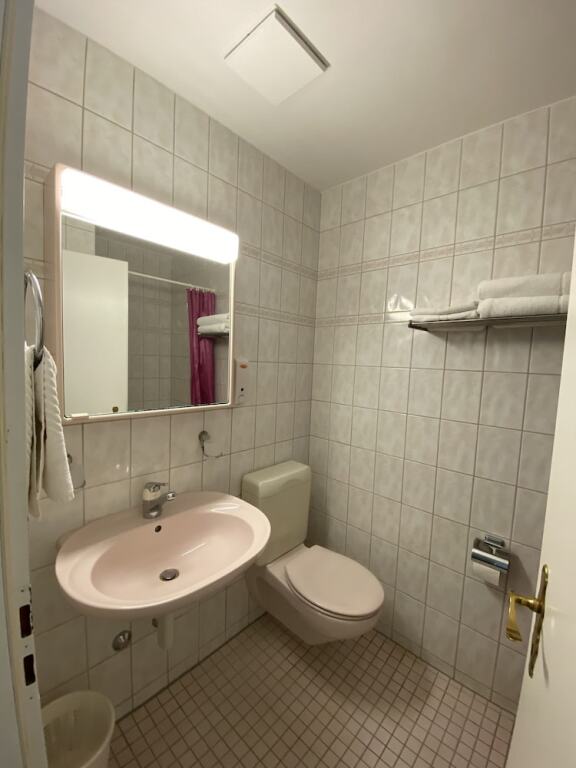 Hotel & Eventlocation Pont-de-Thielle by null