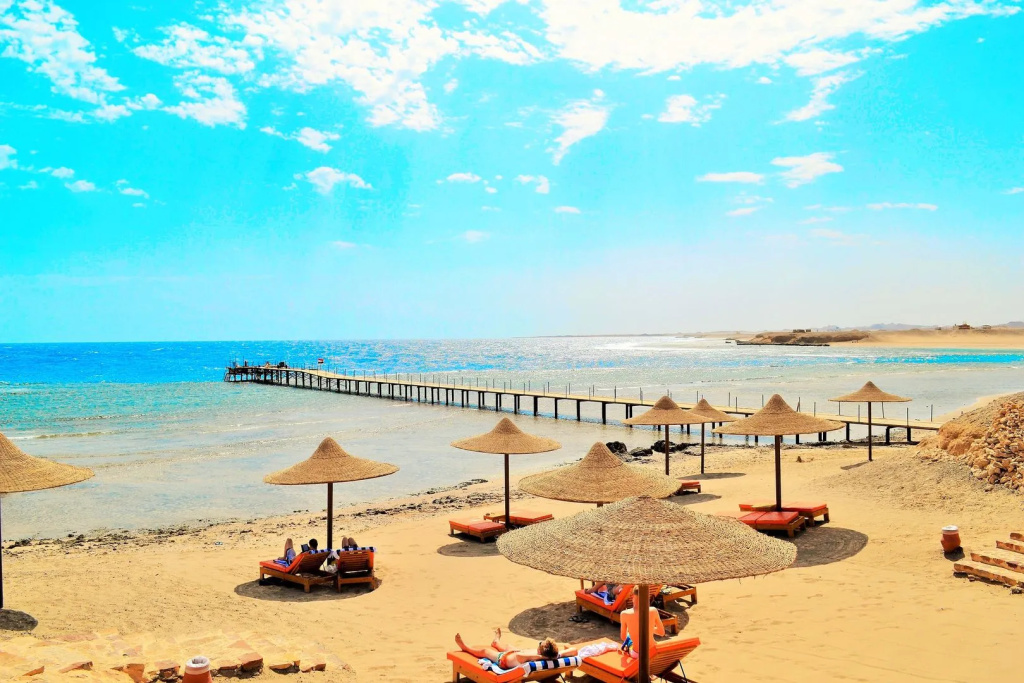 Beach & Waterfront