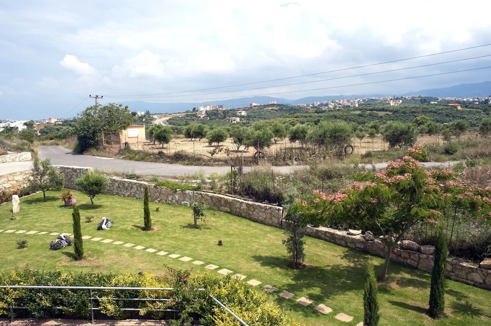 Renieris Hotel — 4