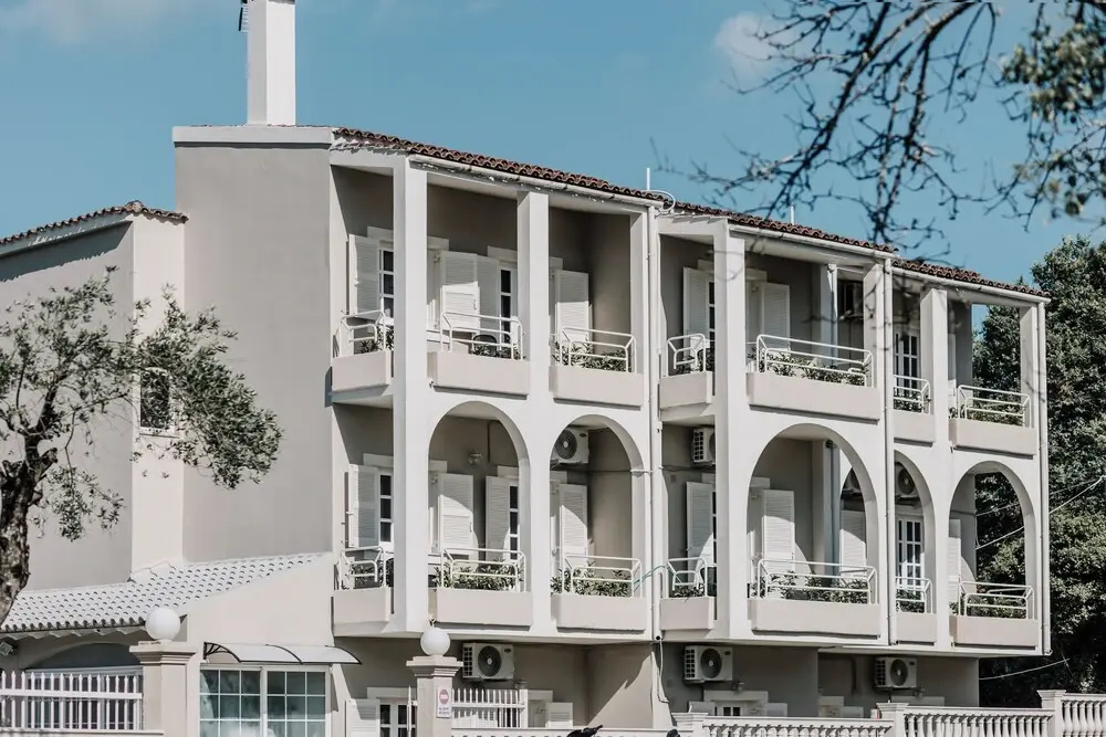Pelithea Aparthotel
