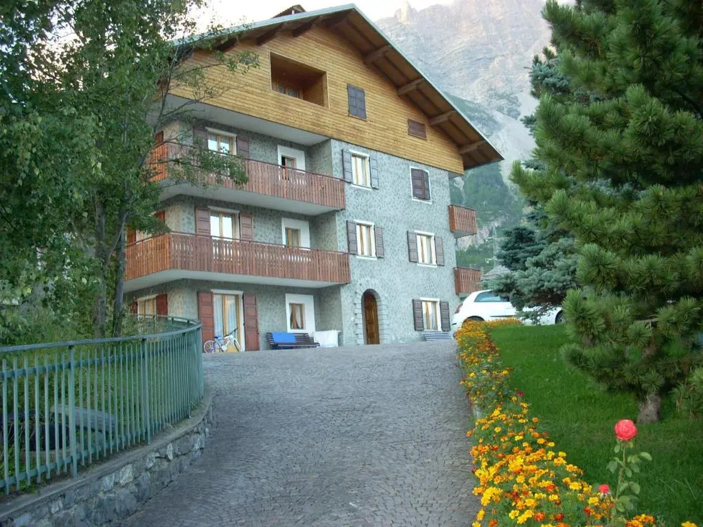 Standard Apartment