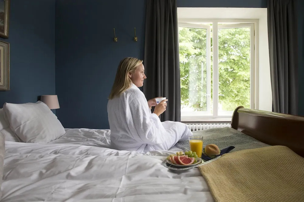 Hotell Bla Blom — 7