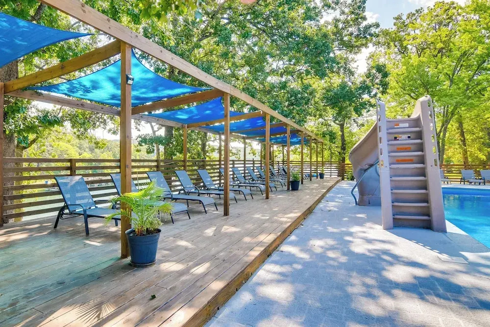 Table Rock Lake Condo: Boat, Fish, Swim!
