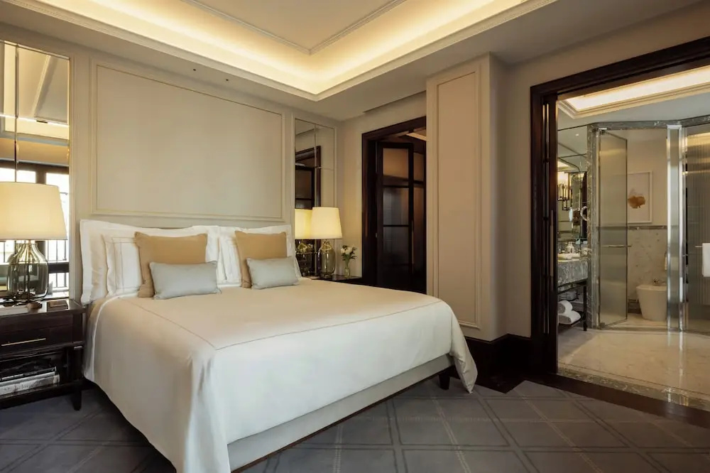 Superior Double room (full double bed)