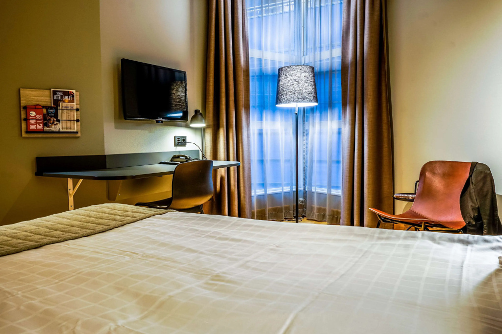 Standard Double room (full double bed)