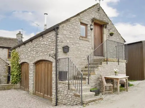 Field Farm Apartment