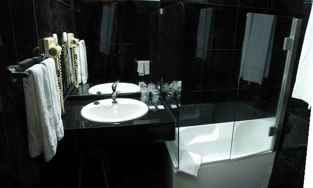 Standard Triple room with balcony