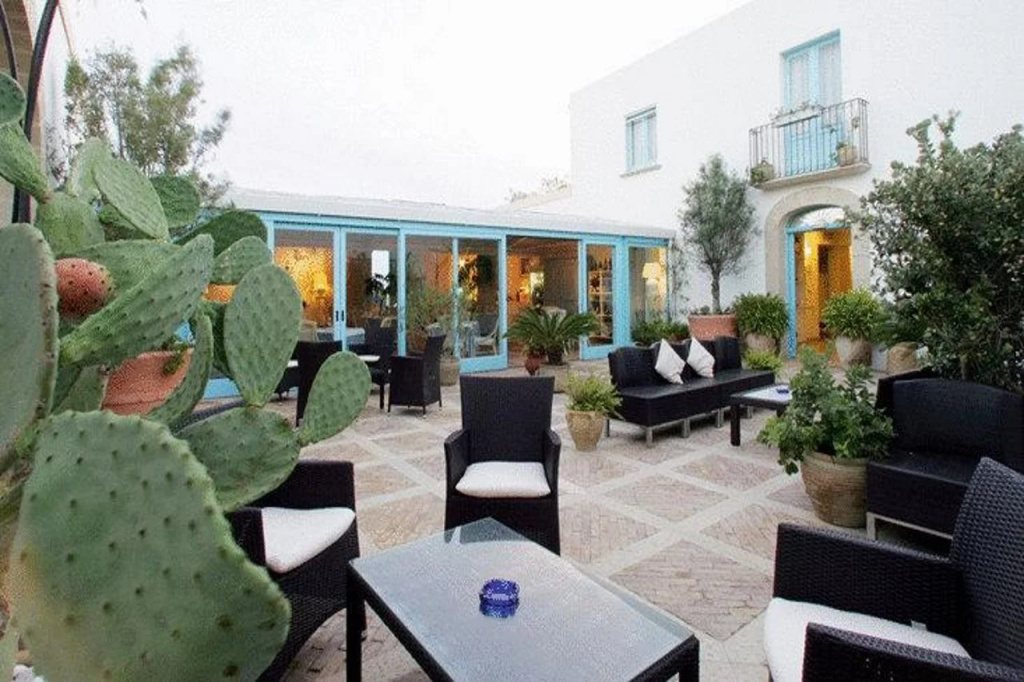 Hotel photo 11