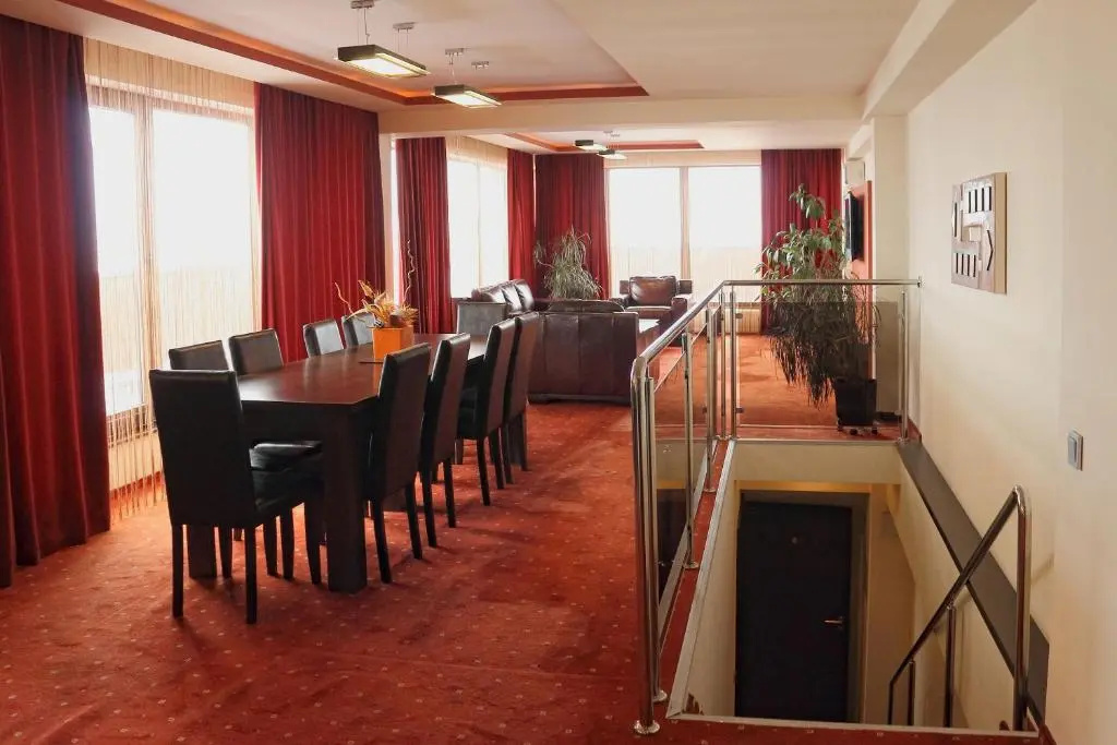 Hotel photo 12