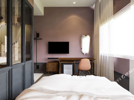 The Jesselton Hotel