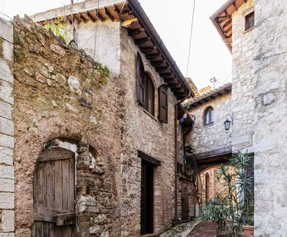 Apartment in Firenzuola Near Lake Arezzo
