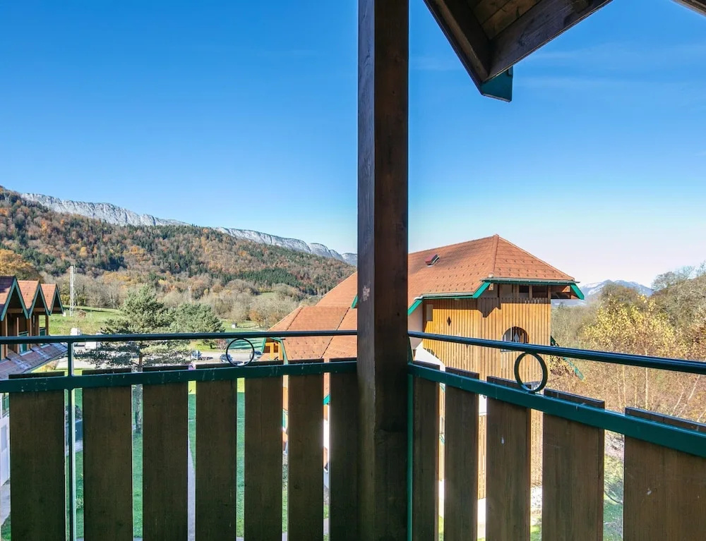 Duplex for 12 Near Lake Annecy