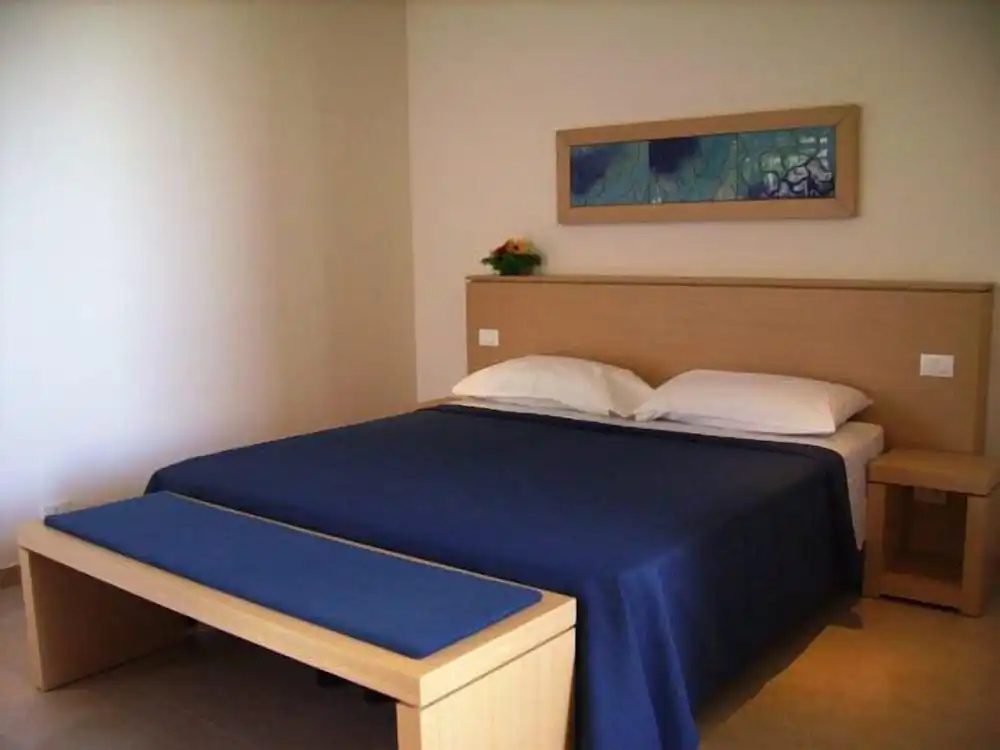 Superior Double room with balcony and with ocean view (full double bed)