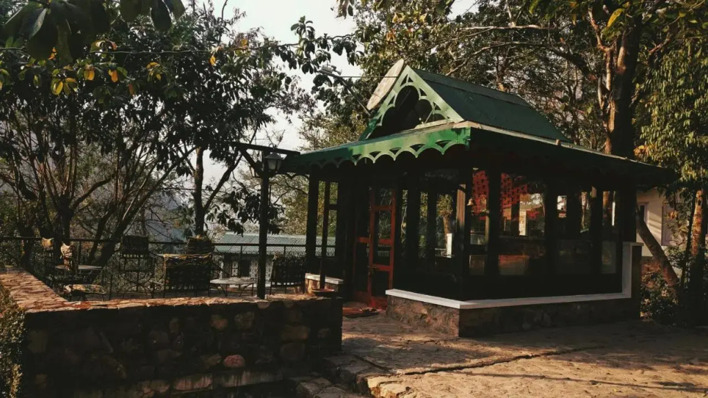 Neemrana's Glasshouse on The Ganges