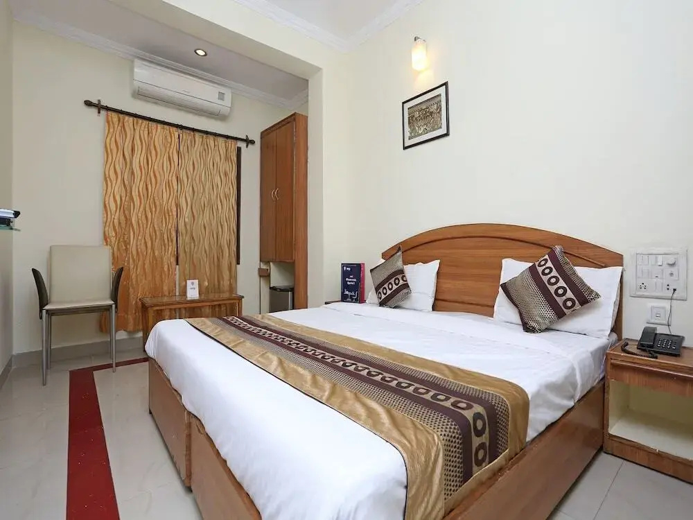 Hotel Satya Vilas