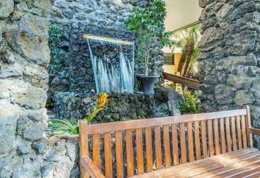 Kihei Surfside, #508 1 Bedroom Condo by RedAwning