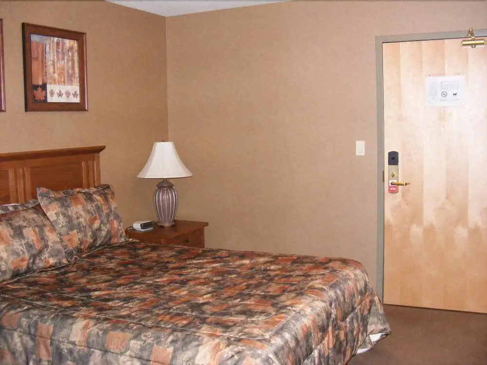 Elkwater Lake Lodge and Resort - Général