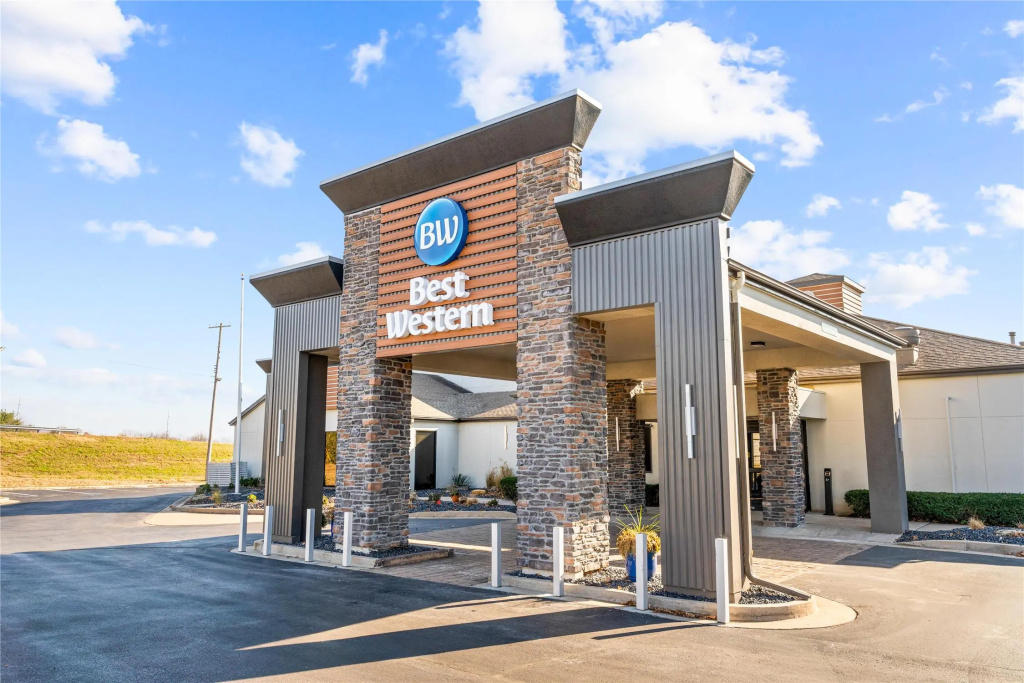 Best Western Courtview Hotel