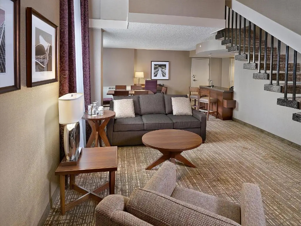 DoubleTree by Hilton Hotel West Edmonton - Chambres