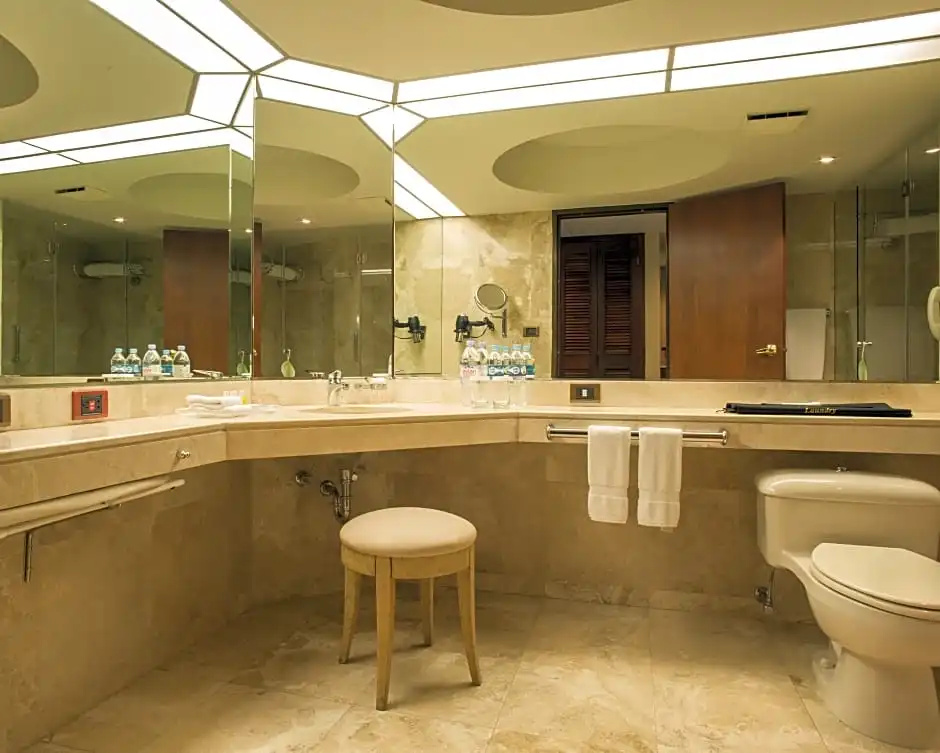 Premier room