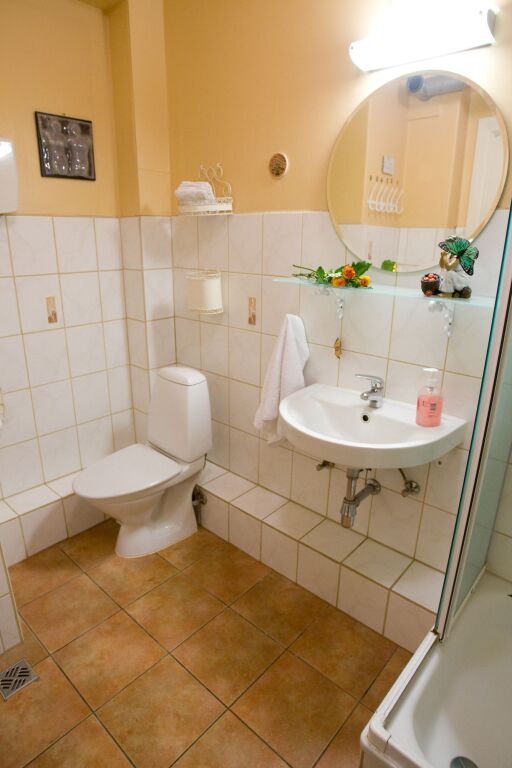 gallery_image_hidden_14