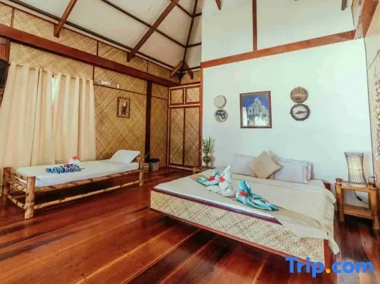 Deluxe room with ocean view