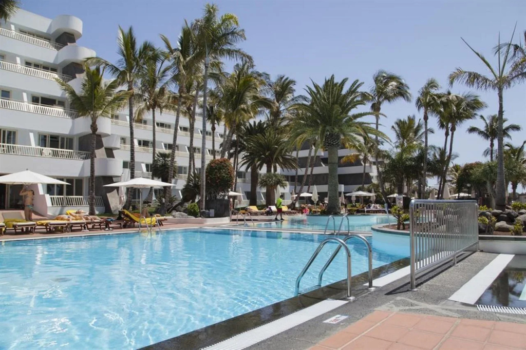 Plus Fariones Suite Hotel - Général