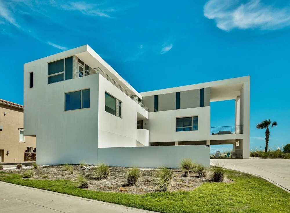 The White House of Holiday Isle 6 Bedroom Holiday Home by Five Star Properties